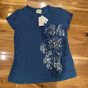 Teal tee size 1x. New tags.